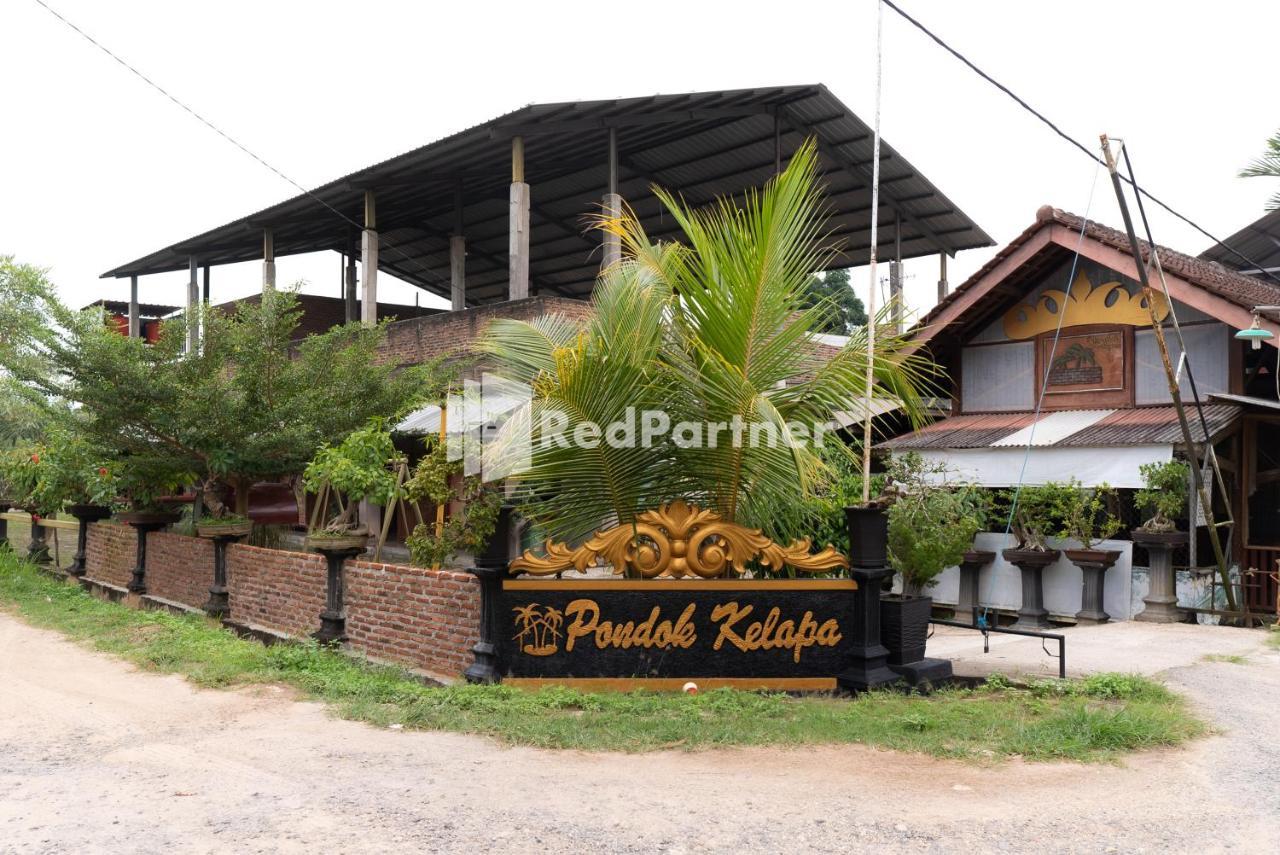 Pondok Kelapa Homestay Lampung Mitra Reddoorz Бандар-Лампунг Экстерьер фото