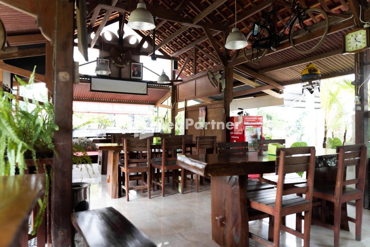 Pondok Kelapa Homestay Lampung Mitra Reddoorz Бандар-Лампунг Экстерьер фото