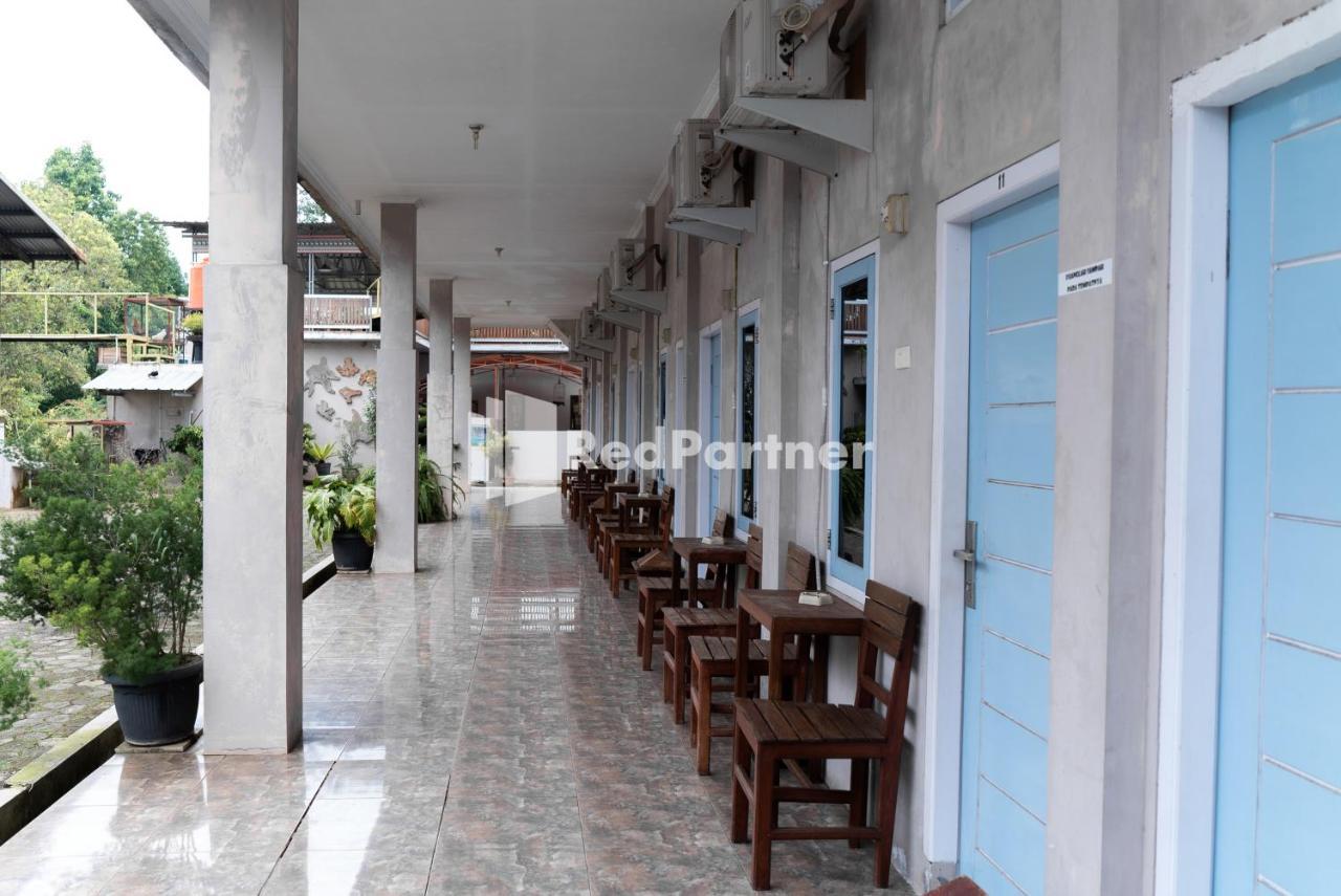 Pondok Kelapa Homestay Lampung Mitra Reddoorz Бандар-Лампунг Экстерьер фото